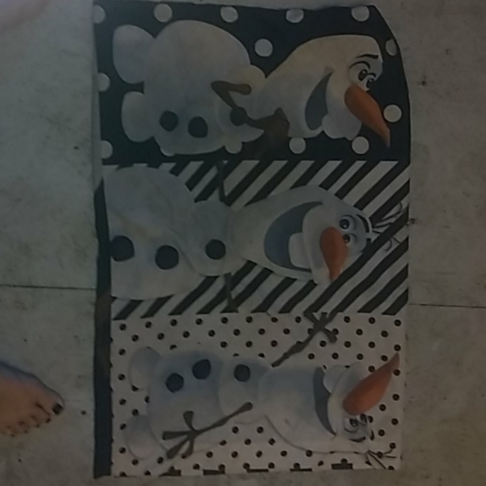 A Olaf pillow case